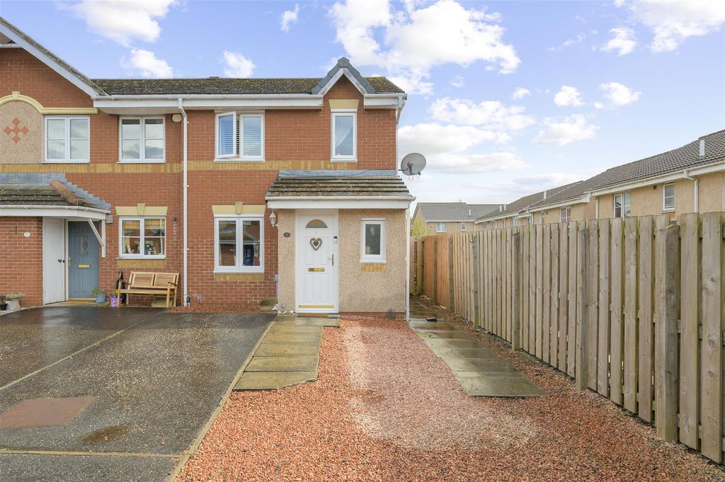 Property photo 1 of 26 16Dundonnellway001.Jpg