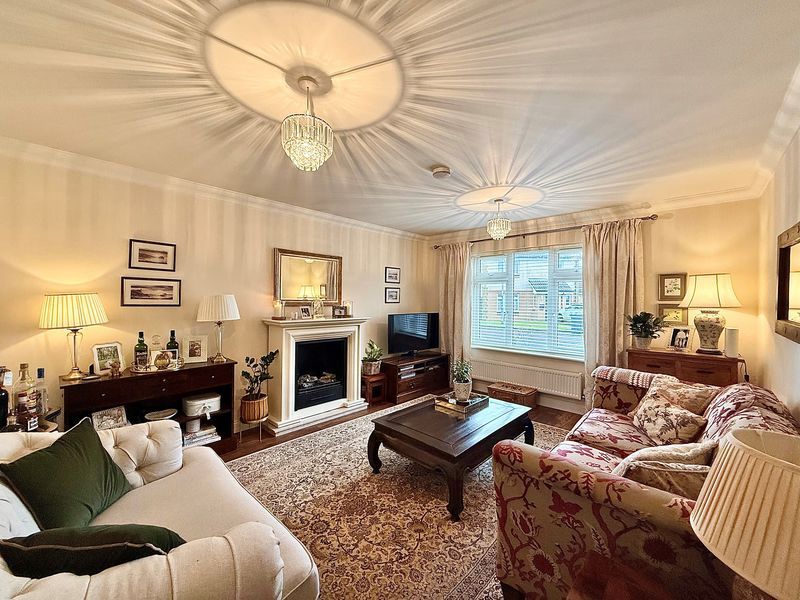 Property photo 3 of 27 Photo 6