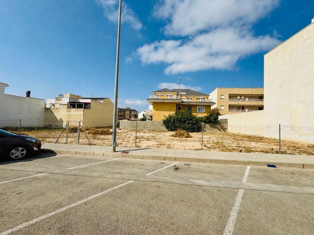 Property photo 1 of 4