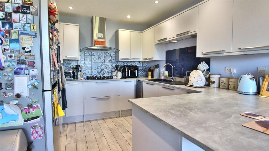 Property photo 3 of 28 Img_1798.Jpg