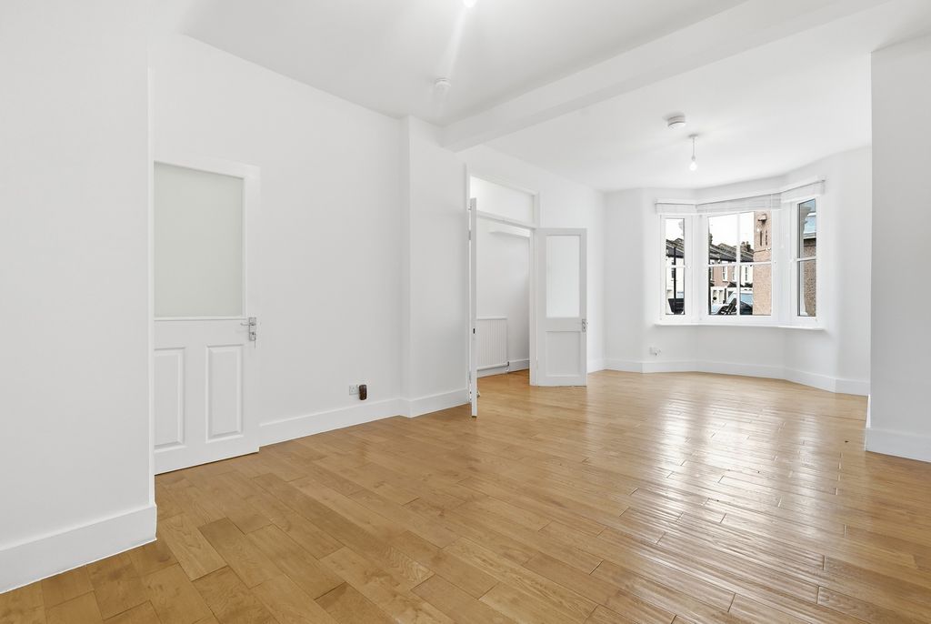 Property photo 2 of 19 Photo 2