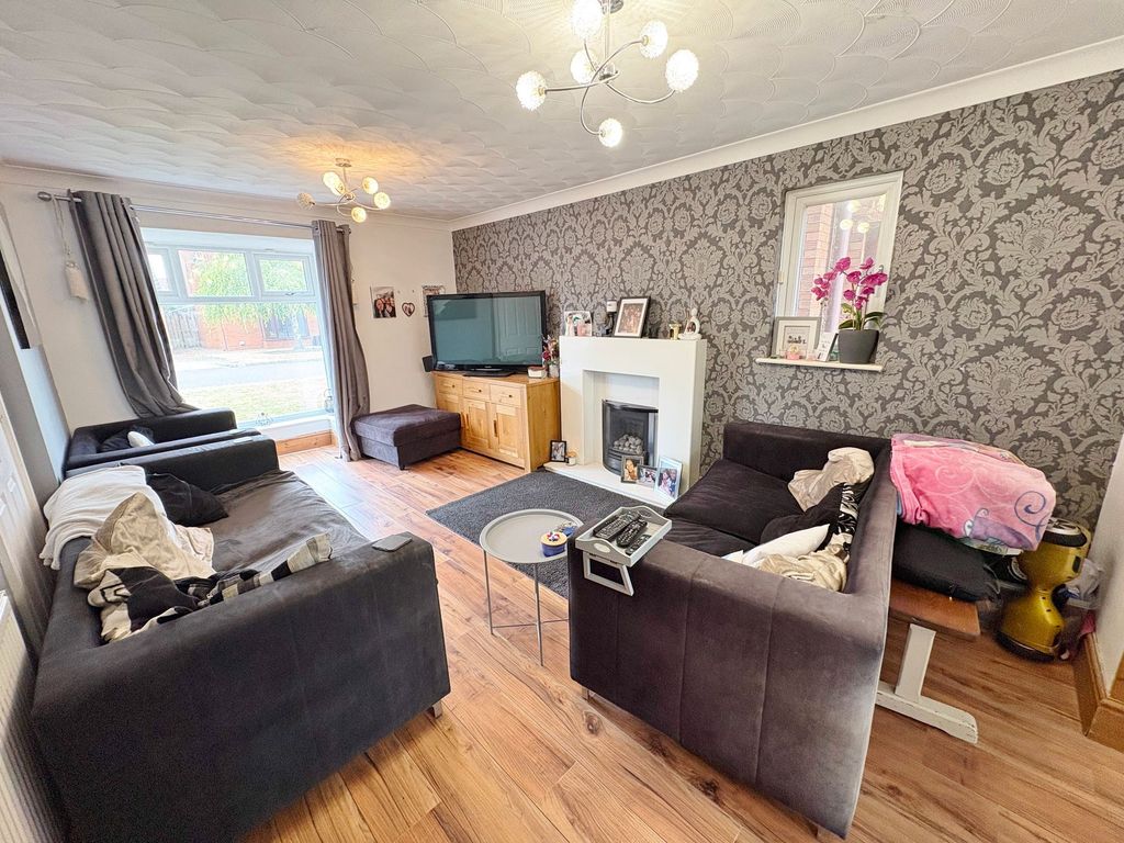 Property photo 3 of 20 Photo 14