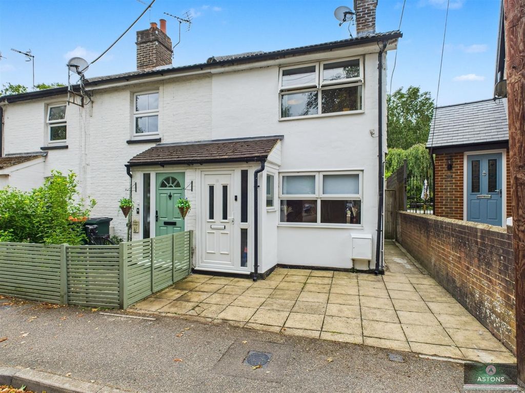 Property photo 1 of 13 Cam04622G0-Pr0021-Still013.Jpg