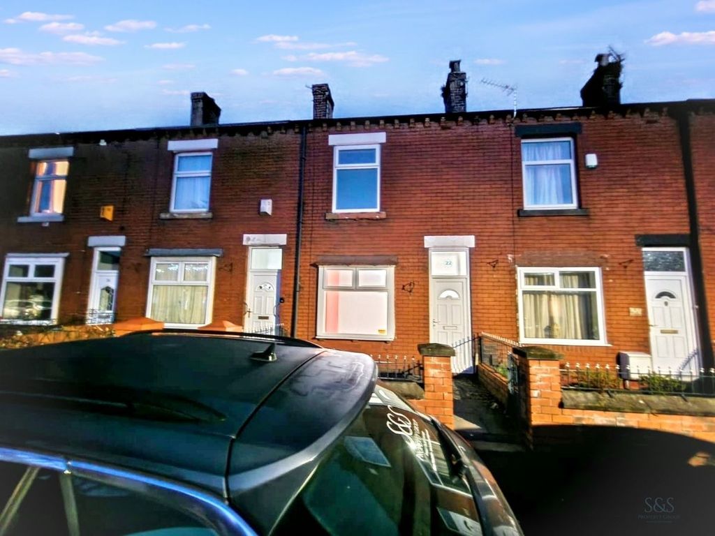 Property photo 2 of 16