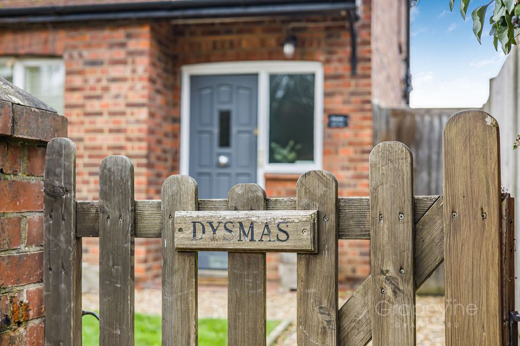 Property photo 3 of 29