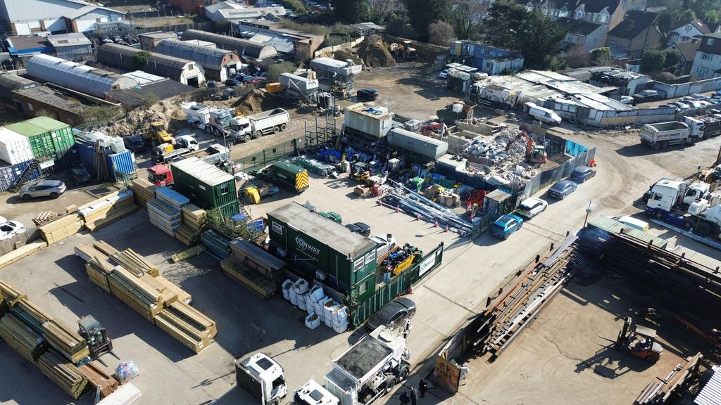 Property photo 2 of 9 Dji_0402.Jpg