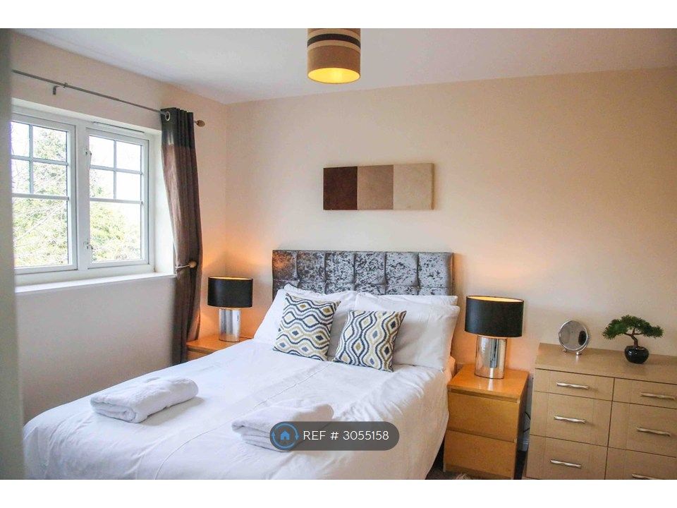 Property photo 1 of 34