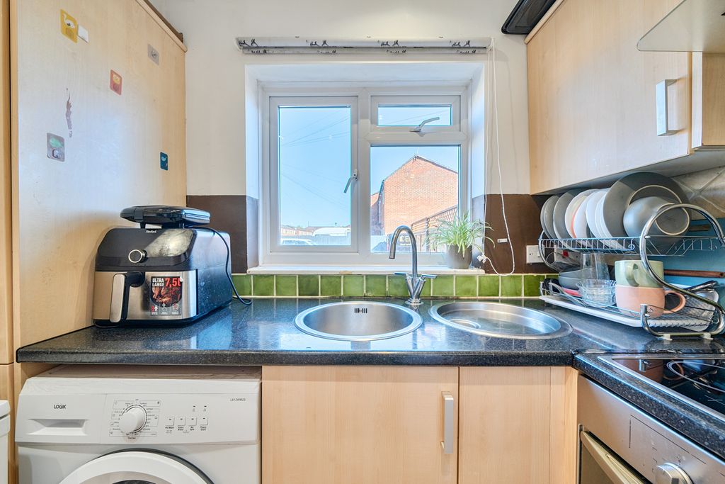 Property photo 2 of 14 Picture No. 14