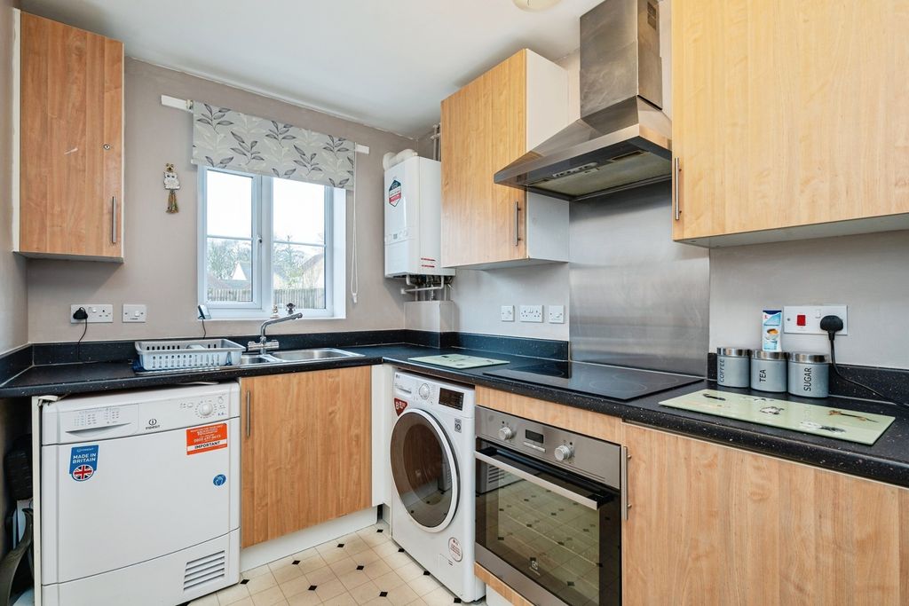 Property photo 3 of 19 Pbox-Img.Jpg