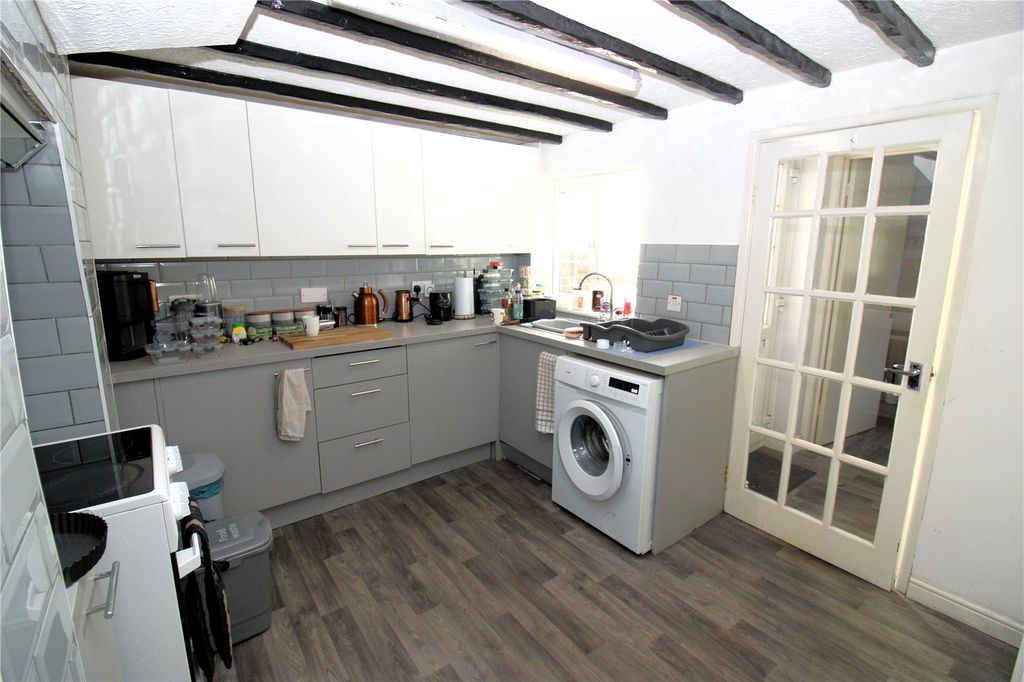Property photo 3 of 18 Picture No. 07