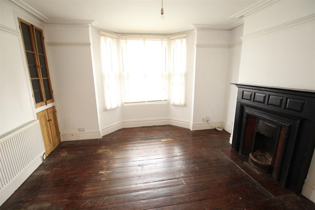 Property photo 3 of 16 Img_2549.Jpg