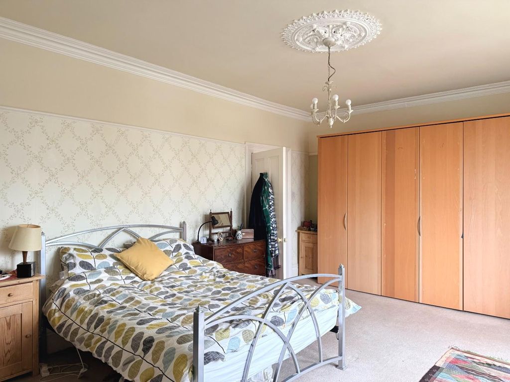 Additional image 23 of 5 bed end terrace house for saleClive Place, Penarth CF64