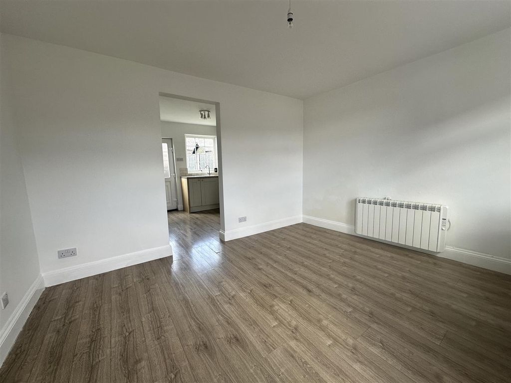 Property photo 2 of 8 Img_9519.Jpg