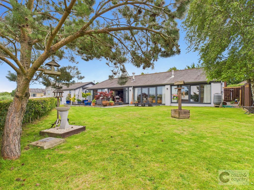 Property photo 1 of 30