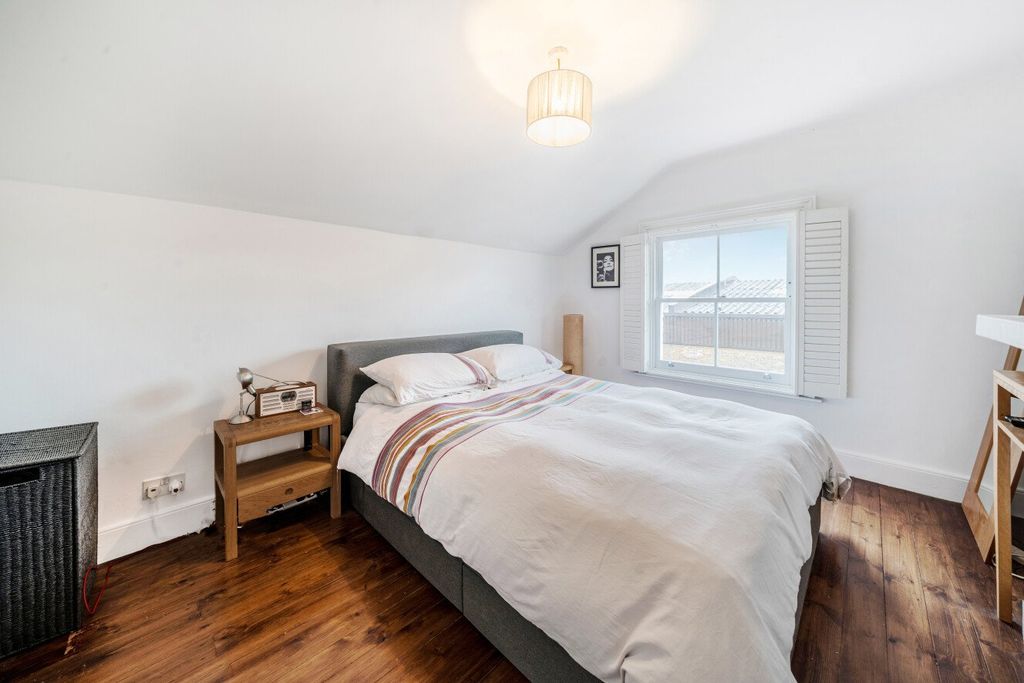 Property photo 3 of 12 Picture No. 24