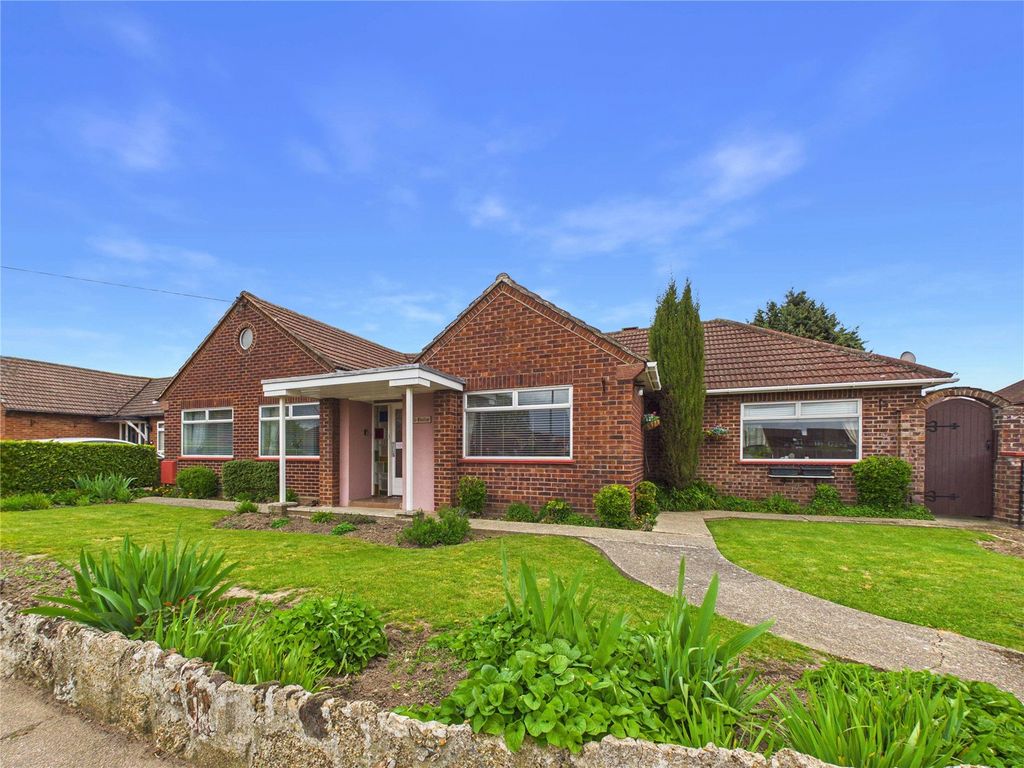 Property photo 1 of 23 Picture No. 01