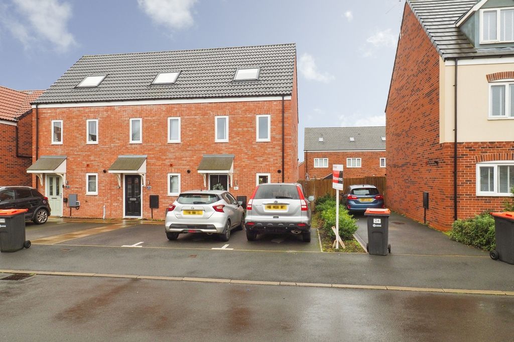 Property photo 1 of 17 Pbox-Img.Jpg