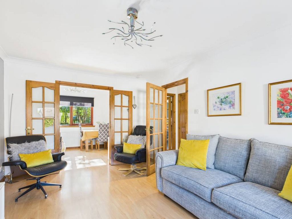 Property photo 3 of 35