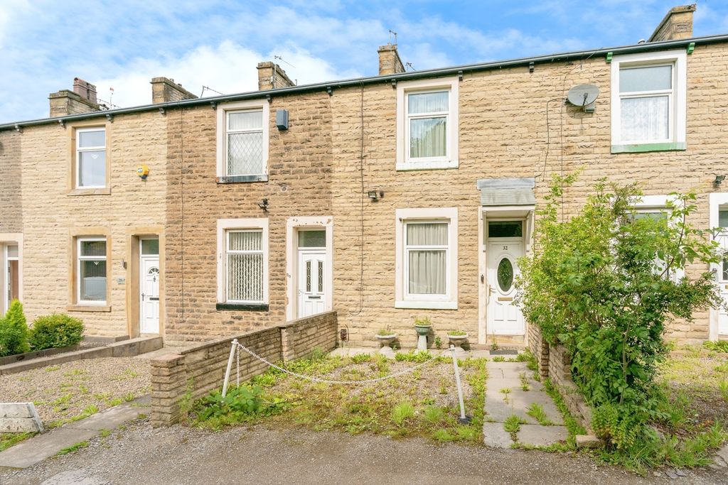 Property photo 1 of 17 Photo
