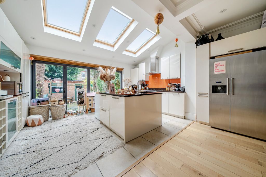 Property photo 1 of 17 1485496-16-6A43A5...