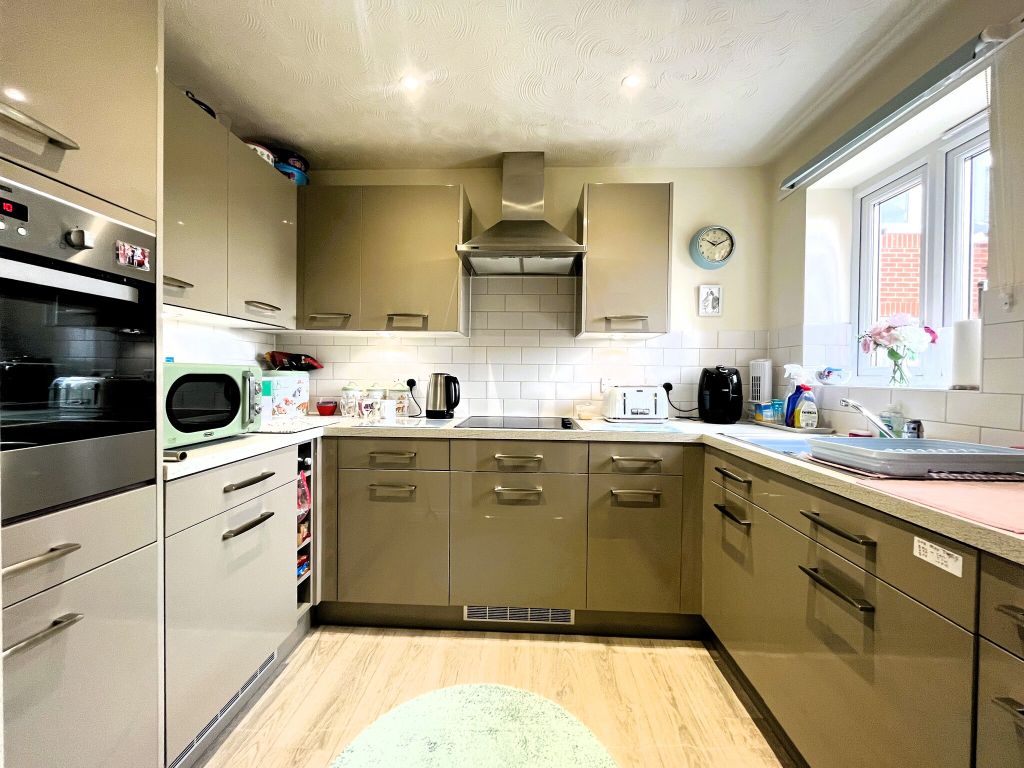 Property photo 3 of 7