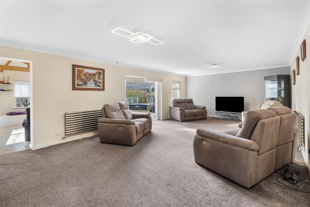 Additional image 9 of 5 bed bungalow for saleLumley Drive, Peterlee SR8