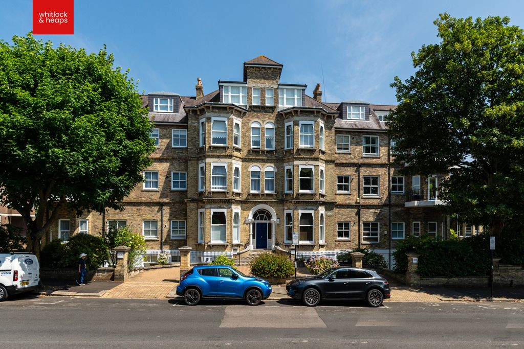 Property photo 1 of 16