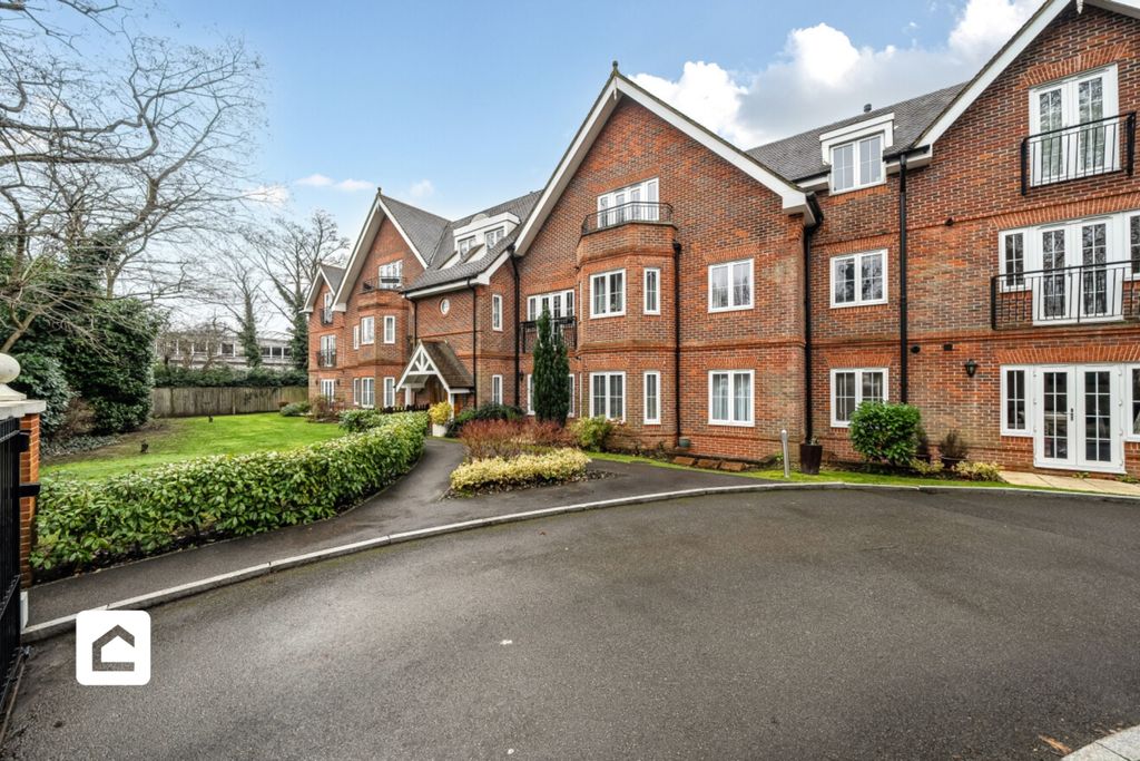 Property photo 1 of 20 1