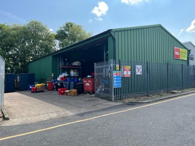 Property photo 1 of 4 Warehouse Unit And Office Building For Sale Freehold Stevenage Sg1 - Rab Commercial Property