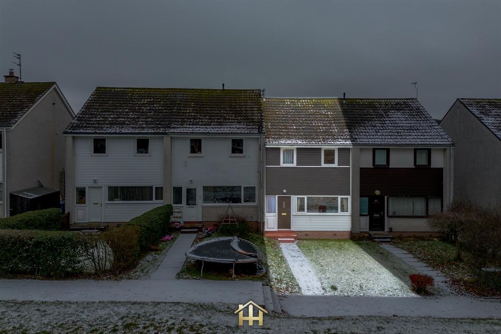 Property photo 2 of 23 62 Graham Ct 060125 Edit (2 Of 34).Jpg