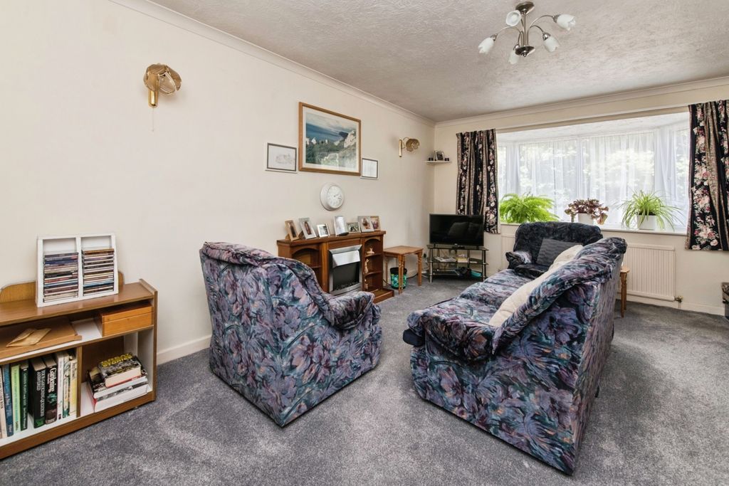 Property photo 3 of 21 Pbox-Img.Jpg