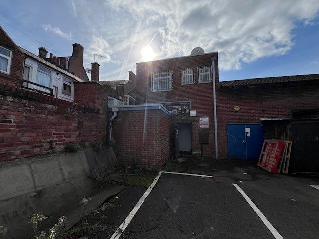 Property photo 2 of 3