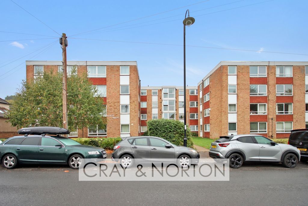 Property photo 1 of 7 Photo 6