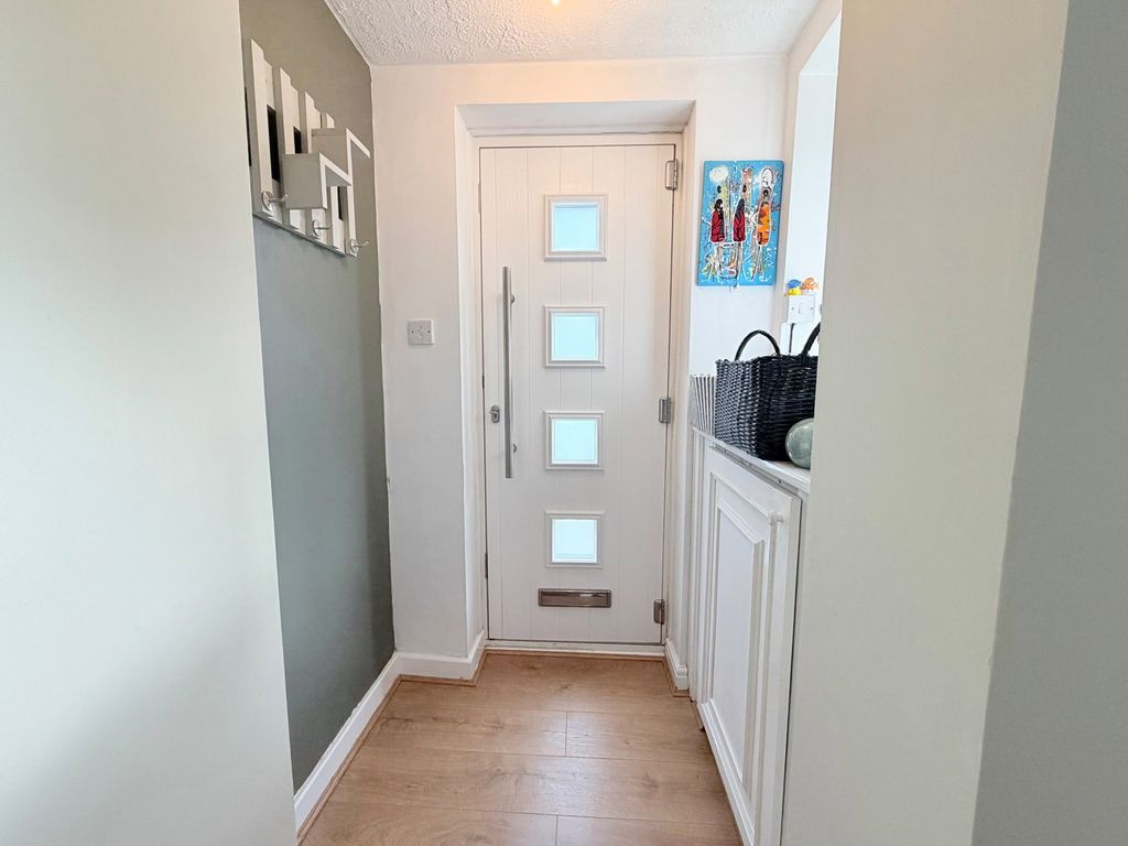 Property photo 3 of 29
