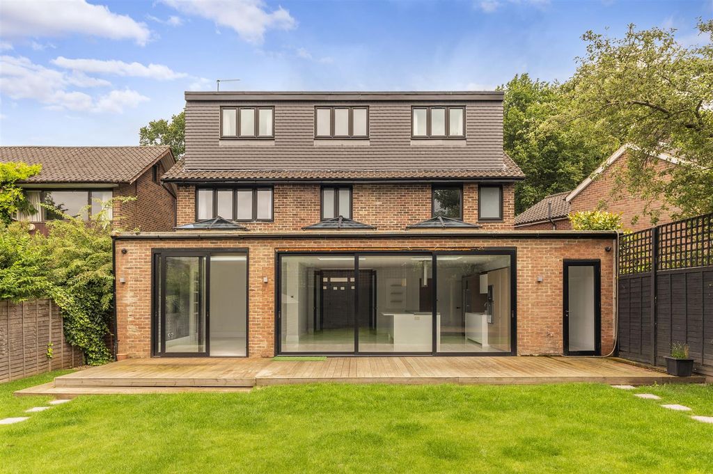 Property photo 2 of 10 Exterior(2) (6).Jpg