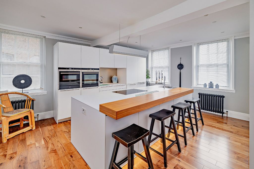 Property photo 3 of 17 Picture No. 08