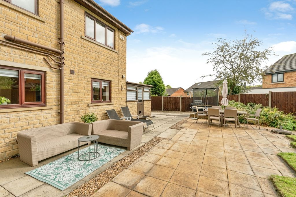 Property photo 3 of 37 Pbox-Img.Jpg
