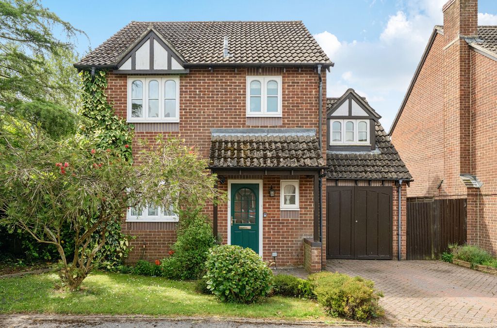 Property photo 1 of 12 1476842-3-6A33d2A...