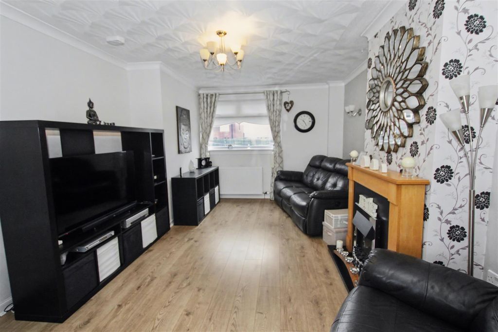 Property photo 3 of 13 3.Jpg