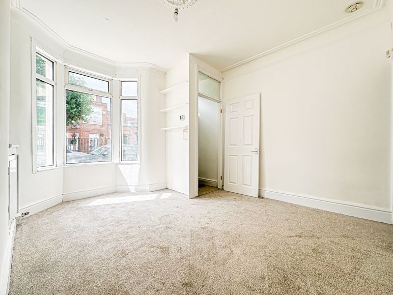 Property photo 3 of 9 Photo 10