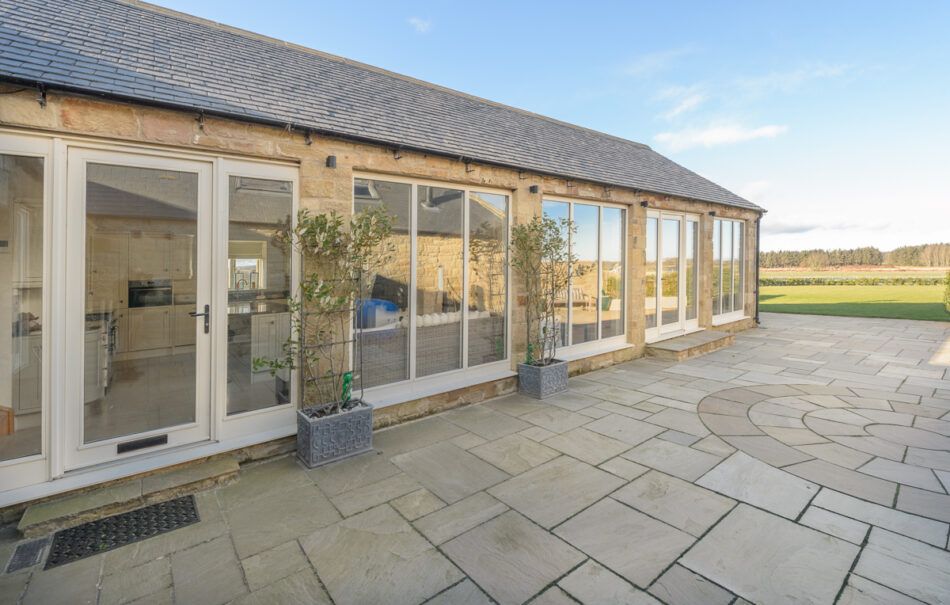 Property photo 1 of 42