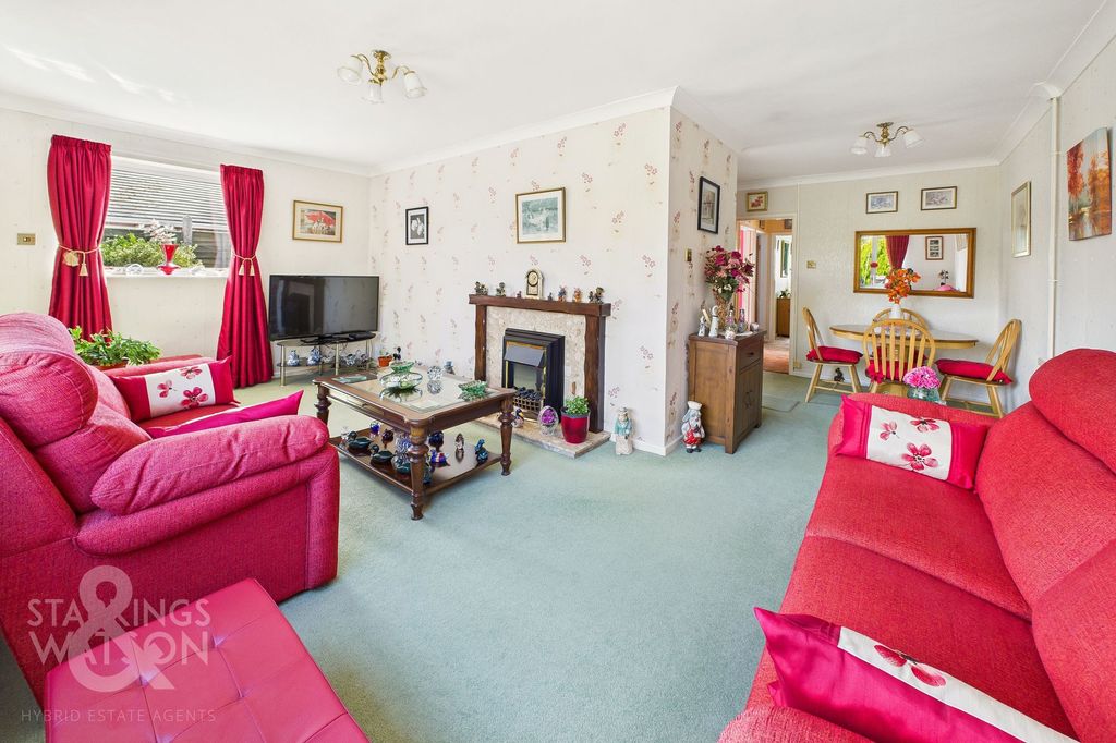 Property photo 2 of 19