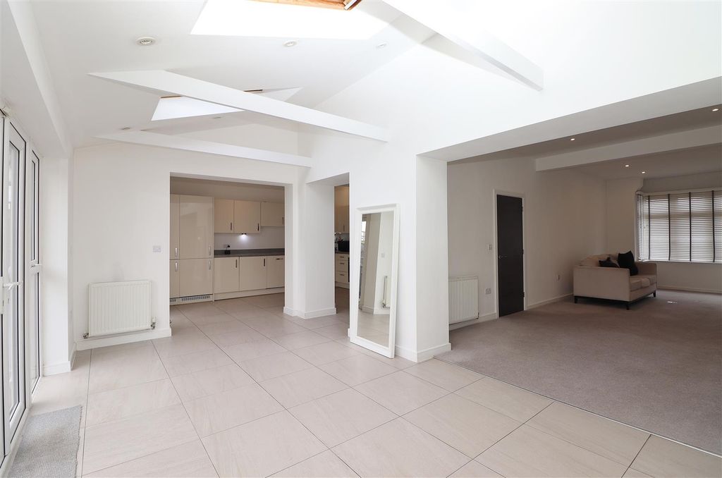 Property photo 2 of 32 Img_4623.Jpg