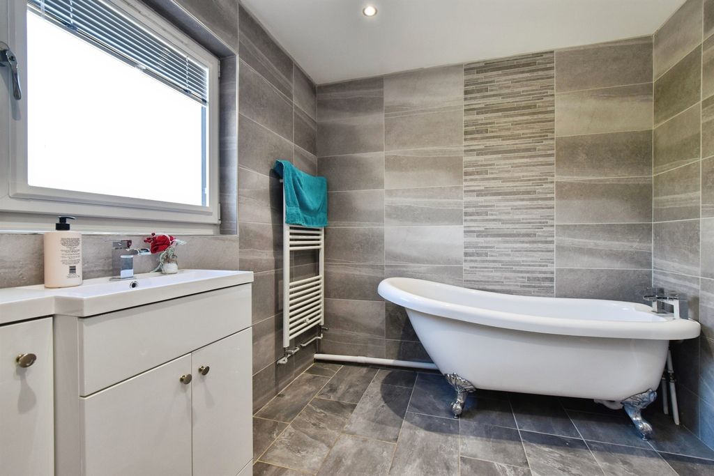 Additional image 16 of 3 bed bungalow for saleQueen Victoria Street, Tredegar NP22