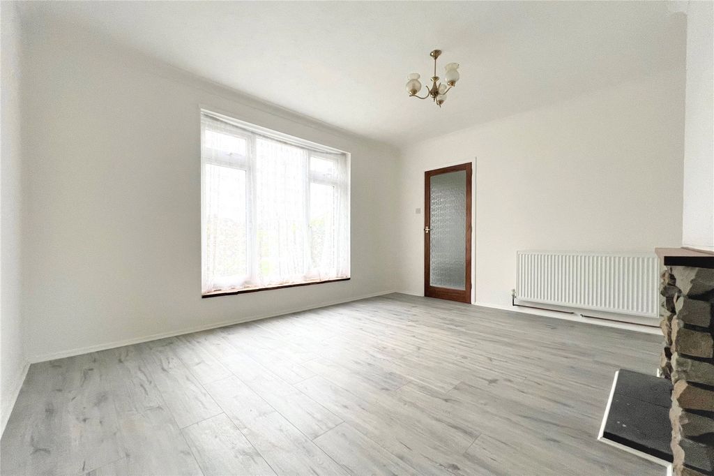Property photo 2 of 10 Picture No. 07