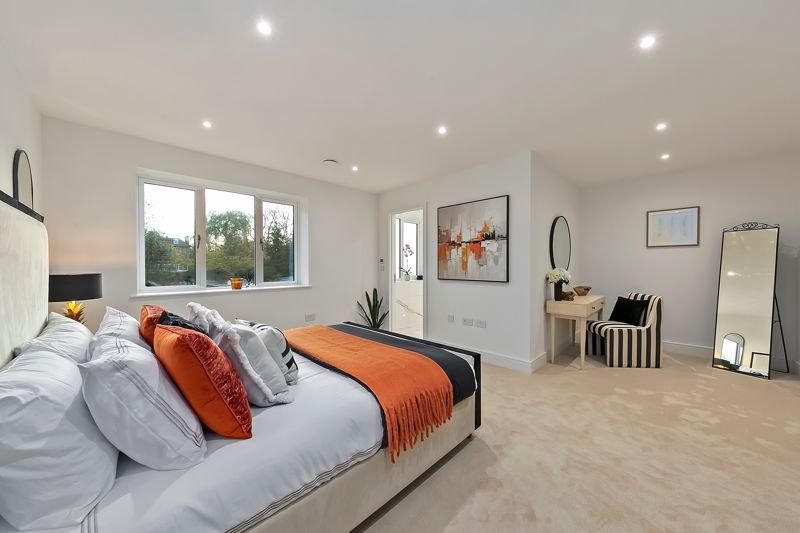 Additional image 14 of 4 bed semi-detached house for saleHurst Road, East Molesey KT8