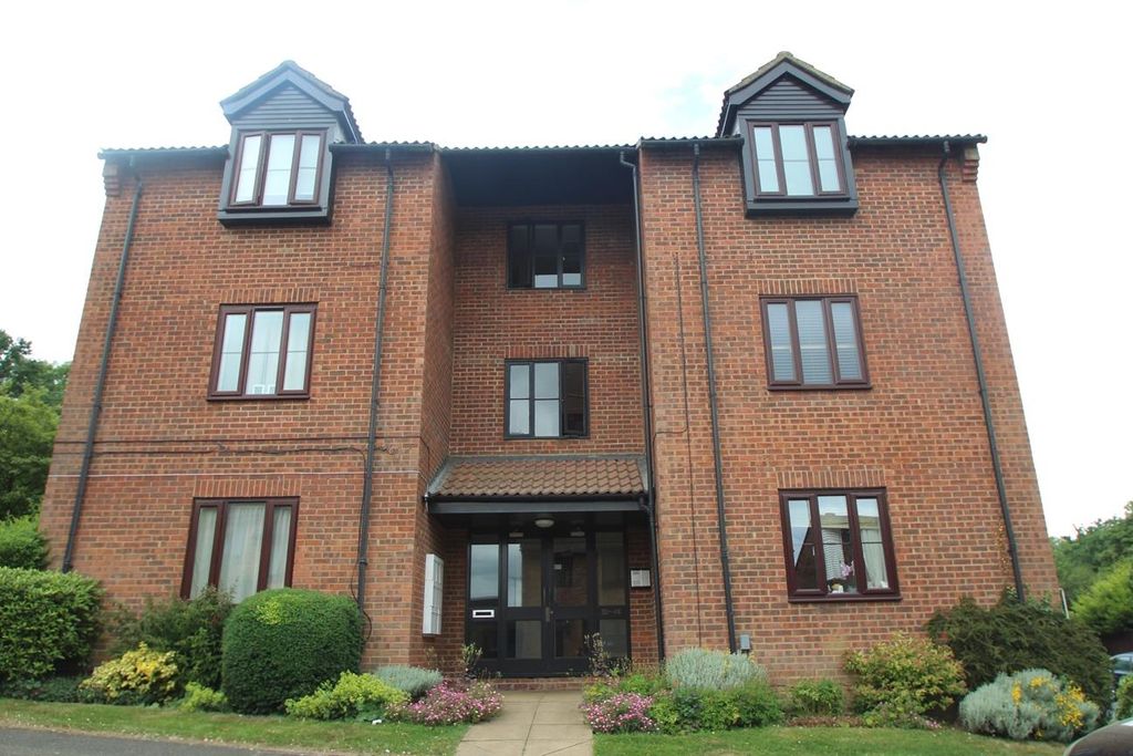 Property photo 1 of 7