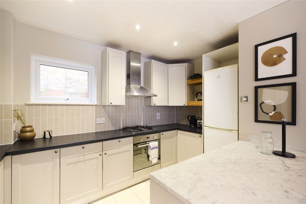 Property photo 3 of 38 Kitchen