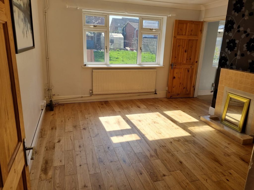 Property photo 2 of 9 Gallery