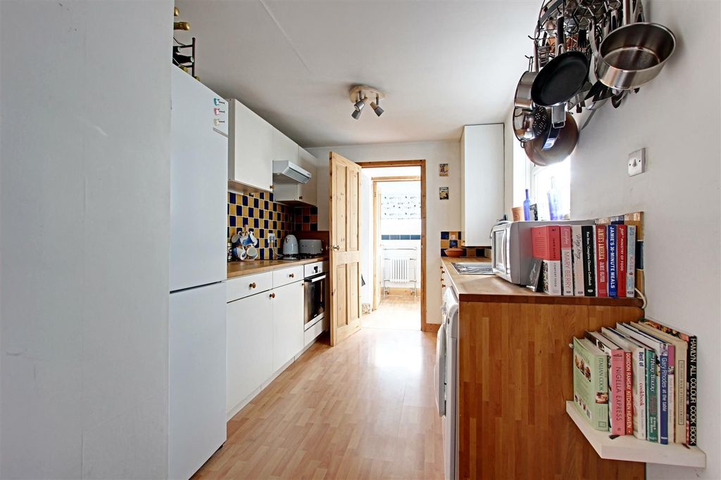 Property photo 3 of 18 Img_5518-Img_5520.Jpg